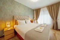 Matosinhos Center Premium Apartment by Vacationy Hotels in Матозінюш