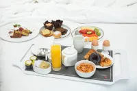 Hyderabad Marriott Hotel & Convention Centre - breakfast