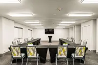 Oxford Suites Redding Các khách sạn ở Redding