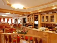 Hotel Adriana - breakfast