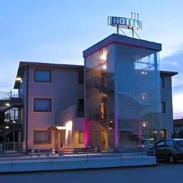 Hotel Medea - Adults Only