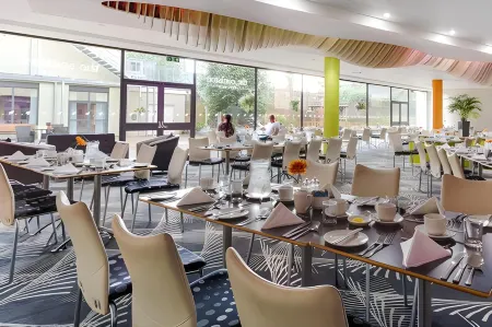 Holiday Inn Sittingbourne Отели в г. Линстед вит Кингсдаун