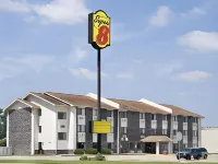 Super 8 by Wyndham Evansville East