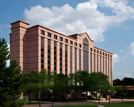 The Henry, Autograph Collection Hotels in Dearborn