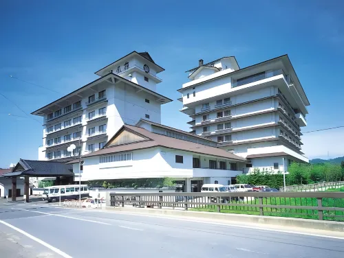 Hotel Seifuen فنادق في شيباتا