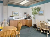 슈퍼 8 바이 윈덤 컷 뱅크 컷 뱅크 호텔