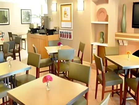 Baymont by Wyndham Houston la Porte