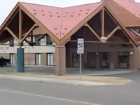 Thompson's Best Value Inn & Suites Hotels in Thompson