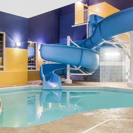 Ramada by Wyndham Red Deer Hotel and Suites