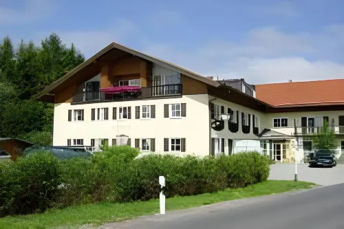 Hotel zum Maximilian Hotels in Bad Aibling