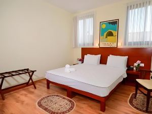 Villa Nazareth B&B