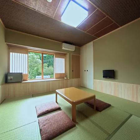 Yumoto Onsen OharaSansou Отели рядом с достопримечательностью «Курама Онсен Спа»