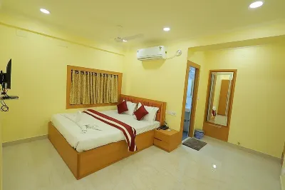 Lotus Hotel and Banquet Hotels near Science City