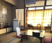 Izuya Ryokan Hotel di Yugawara
