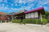 Grand MyHome Hotel Hotels in Phra Phrom