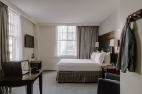 Club Quarters Hotel in Houston