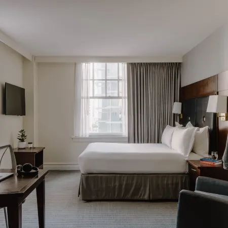 Club Quarters Hotel in Houston