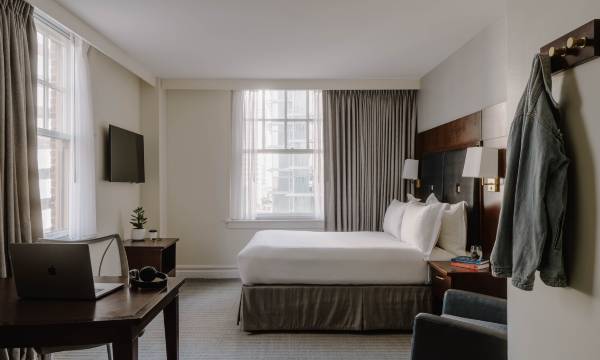Club Quarters Hotel in Houston