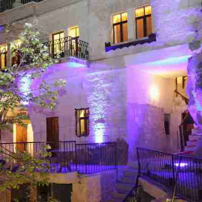 Unicorn Cave Hotel Hotel Exterior