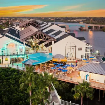 Pier House 60 Clearwater Beach Marina Hotel