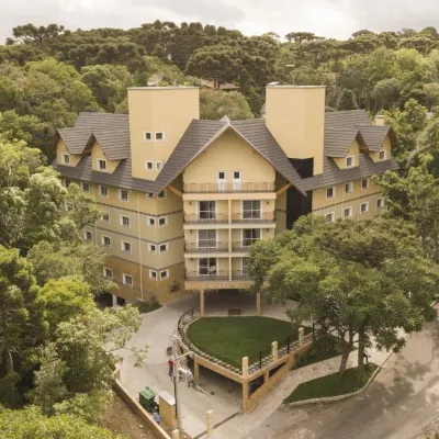 Sky Serra Hotel Hotels near Resto Bar Black Lake