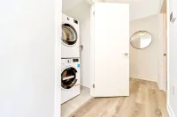 High Rise 1Br Building w Gorgeous Views Hotel a Kitchener