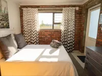 25 on Main Struisbaai - Economy Appartment