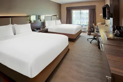 Holiday Inn Express & Suites Columbus Edinburgh Hotel a 