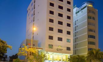 Le Indochina Hotel & Beach Da Nang City