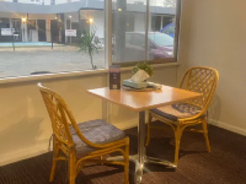 Cobb Inlander Motel Hotels in Hay