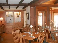 Cedar Crest Inn Hotels in Camden
