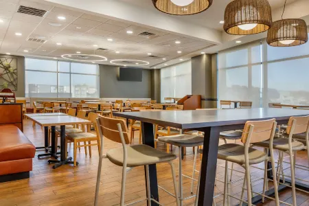 Drury Inn & Suites St. Louis-Southwest