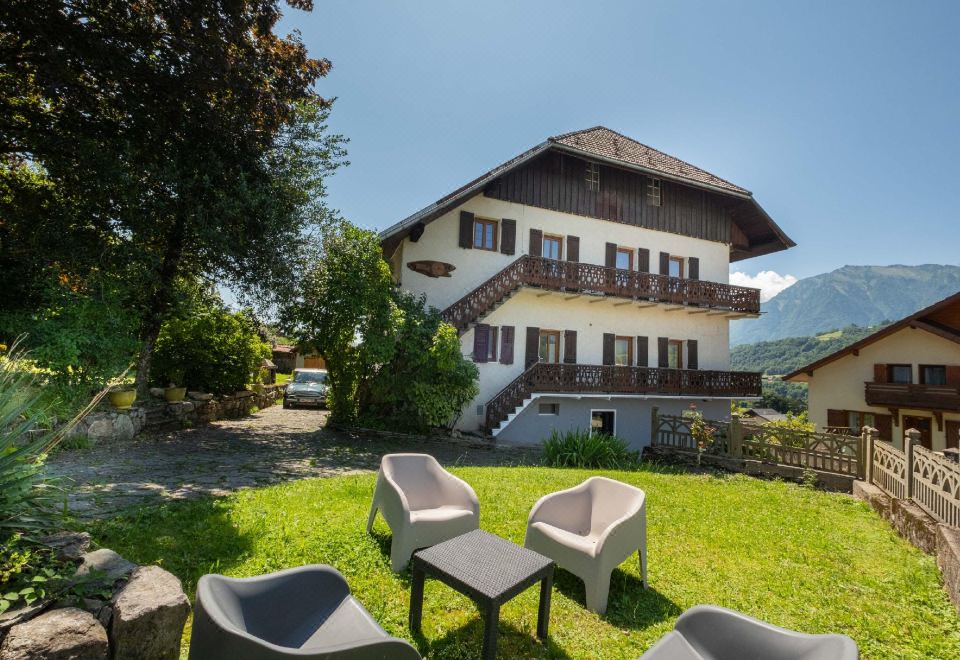 Chalet les Myrtilles - Housity