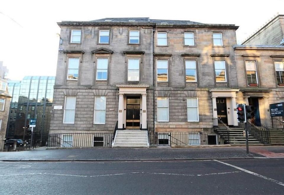 Dreamhouse Apartments Glasgow St Vincent Street - Housity