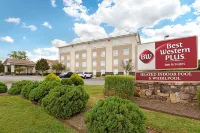 Best Western Plus Crossroads Inn  Suites Các khách sạn ở Green Spring