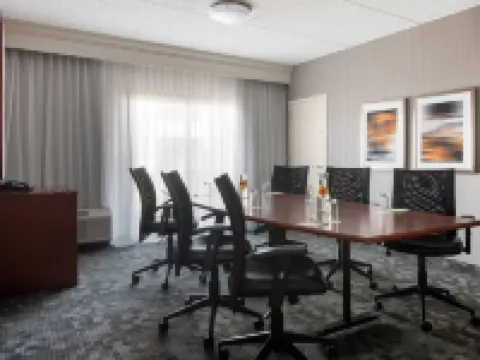 Courtyard Syracuse Carrier Circle Hotels in DeWitt