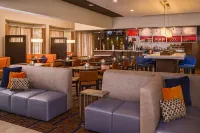 Courtyard Richmond West Hoteles en Brookland