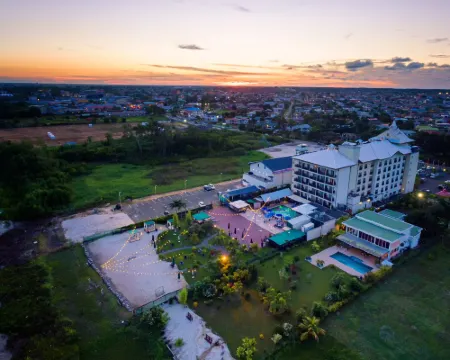 コートヤード・バイ・マリオット・パラマリボ パラマリボのホテル