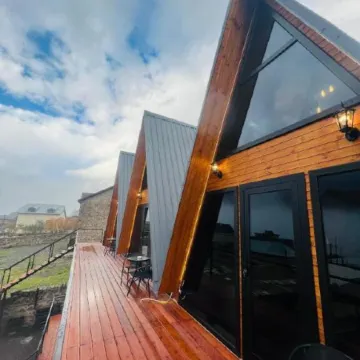 Pyramid Kazbegi Apartments