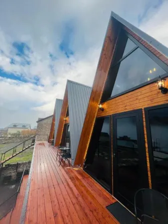 Pyramid Kazbegi Apartments