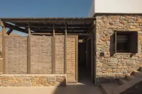 Amal Kythnos Suites Hotel dekat Panagia Kanala