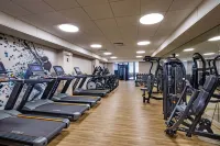 Sheraton Edison - Gym