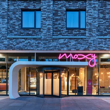 Moxy Hamburg City Отели рядом с достопримечательностью «Школа Булленхузер Дамм»