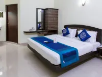 Hotel Priso Hotels near Pondicherry University Beach