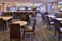 Residence Inn East Lansing - breakfast