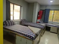 Shiv Sai Dormitory - 2 ดาว