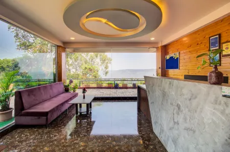 Harmony Palace Отели в г. Сатара