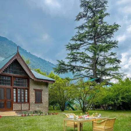 Ramgarh Heritage Villa, Manali, amã Stays & Trails