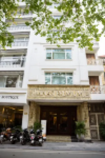 Minasi Premium Hotel Hotels near Long Bien Railway Station