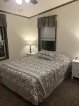 Tiny’s  Retirement Home near the trails - 3-Star